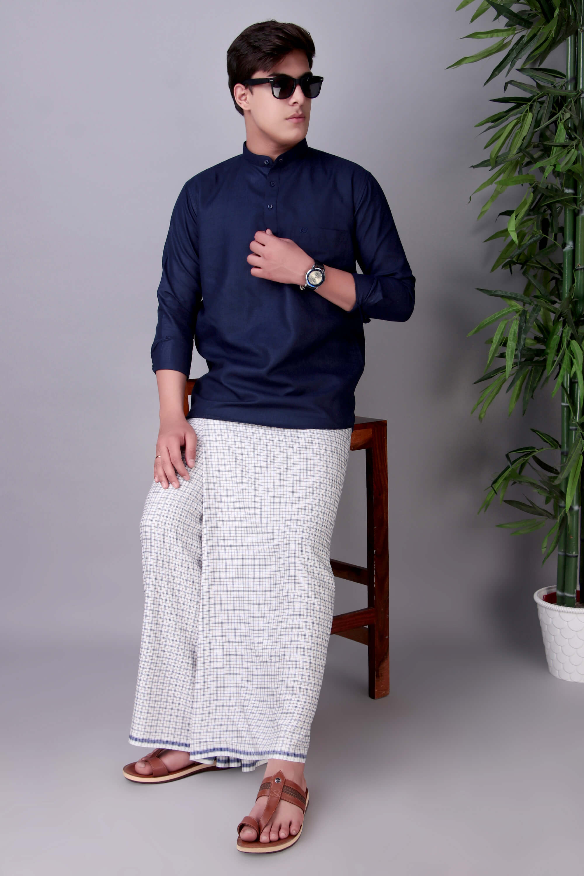Blue Weave Seated Style